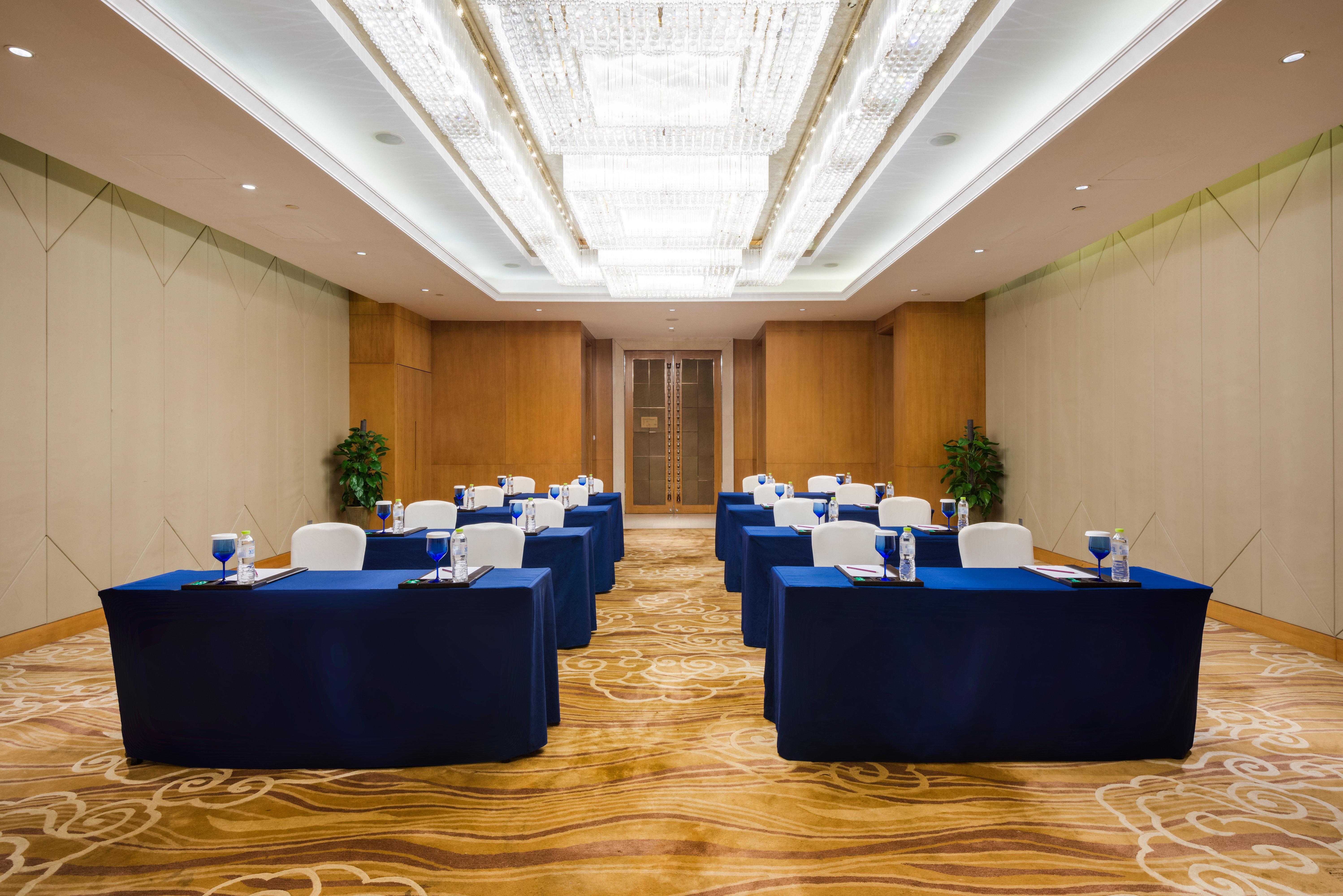 Готель Crowne Plaza Xiangyang By Ihg Екстер'єр фото
